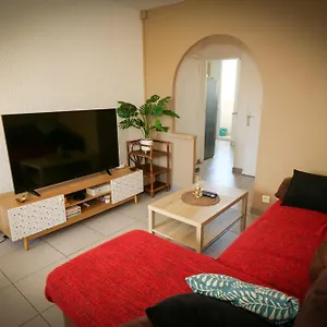6 Pers A 5 Min -plage Et Aeroport Appartement